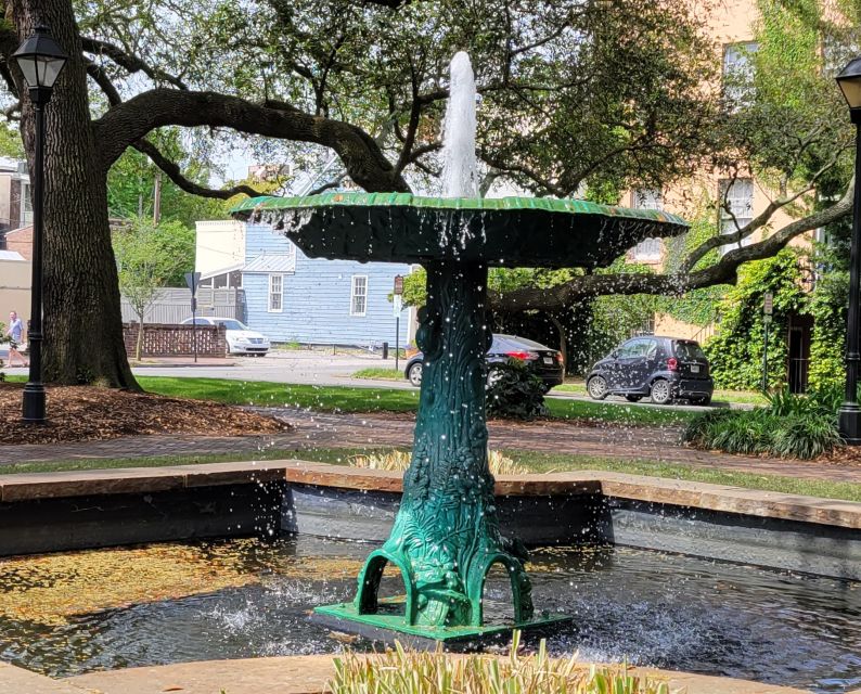 Savannah: Old Squares GPS Audio Guided Walking Tour - Guided by GPS Audio Tour