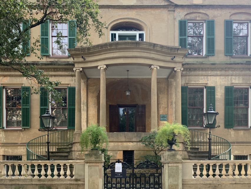 Savannah: Old Squares GPS Audio Guided Walking Tour - Visit the Telfair Museum