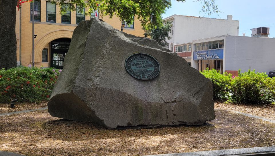Savannah: Old Squares GPS Audio Guided Walking Tour - Frequently Asked Questions