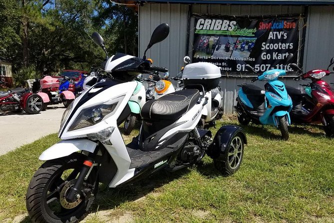 Savannah Scooter and Trike Rental With Helmet - Exploring Savannah on Two Wheels