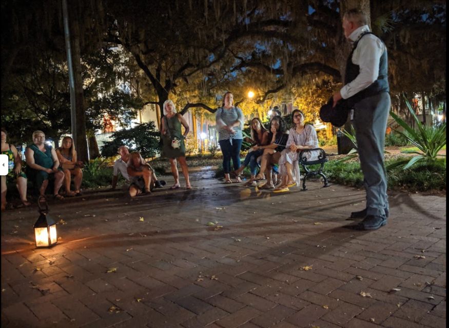 Savannah: Terrors, Boos and Booze Haunted Pub Crawl - Visiting Haunted Historic Sites