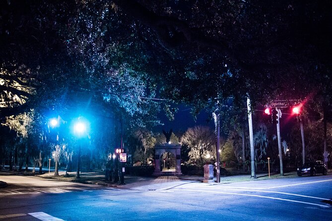 Savannah Terrors Ghosts and Ghouls of the South - Embracing the Eerie: Savannahs Supernatural Heritage