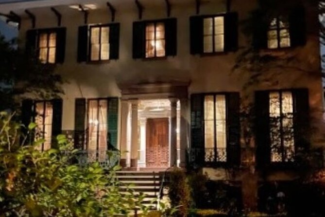 Savannah Terrors Ultimate Dead of Night Haunted Ghost Tour - Safety and Accessibility
