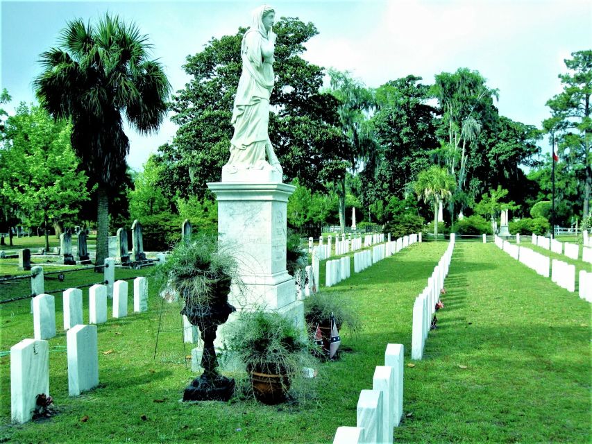 Savannah: Womens History Tour at Laurel Grove Cemetery - Key Points