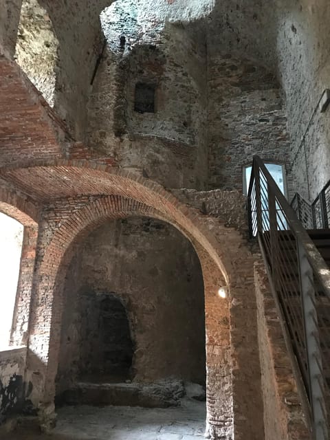 Savona: Guided Tour of the Priamàr Fortress - Archaeological Excavations and Discoveries