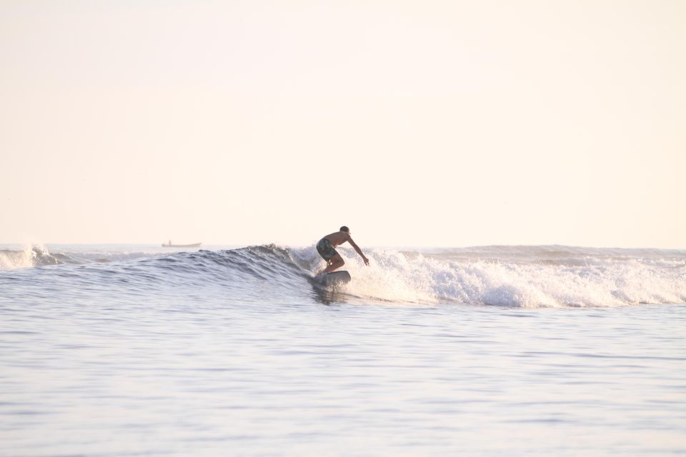 Sayulita: La Lancha Beach, Sunset Surfing Lesson - Surfboard and Equipment Provided