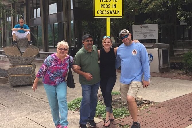 Scavenger Hunt in Gainesville by Wacky Walks - Meeting Point and Logistics