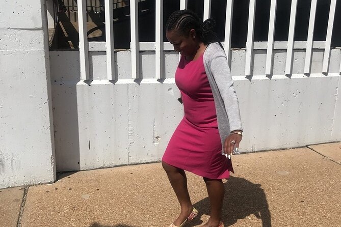 Scavenger Hunt in Green Bay by Wacky Walks - Pricing and Booking Information