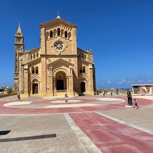 Sceneries of Gozo: Complete Panoramic Tour in PORTUGUESE - Key Points