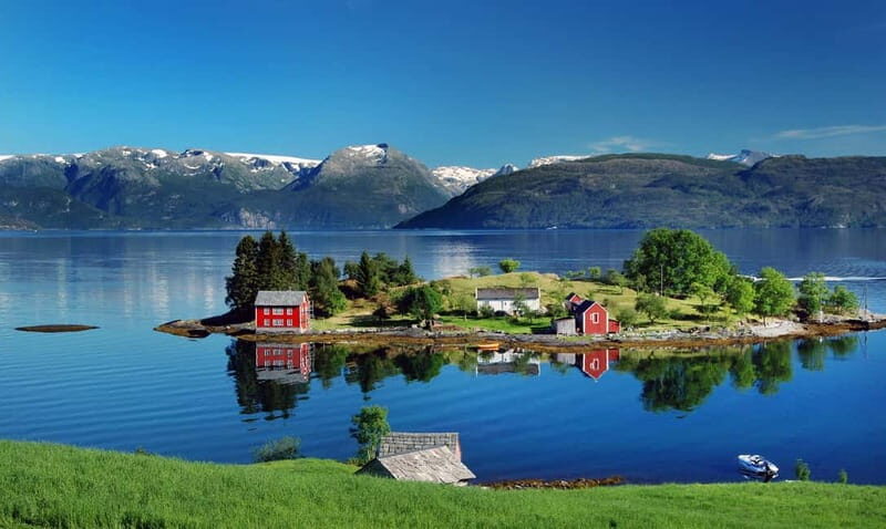 Scenic Hardanger Fjord, Waterfalls, and Orchards Day Trip - An In-Depth Look at the Hardanger Fjord Day Trip