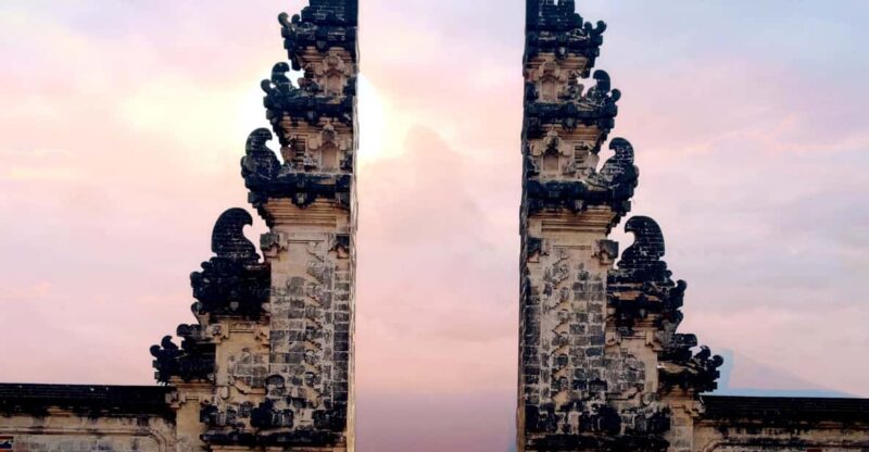 Scenic Heaven Gate: Lempuyang, Water Palace, Waterfall Tour - Cultural and Scenic Experiences