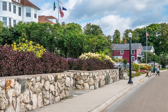 Scenic Mackinac Island Tour Review - Bicycle Rentals