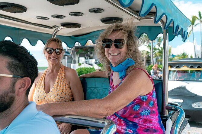 Scenic Tour in Traditional Vehicle Pneumonia in Mazatlan - An In-Depth Look at the Mazatlan Pulmonía Tour