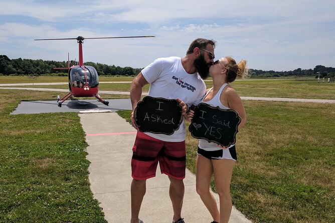 Scenic Tour of Newport, RI by Helicopter - 3 Person Mansion Tour - Weight Restrictions