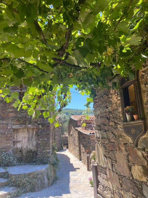 Schist Villages and medieval castles tour - Key Points