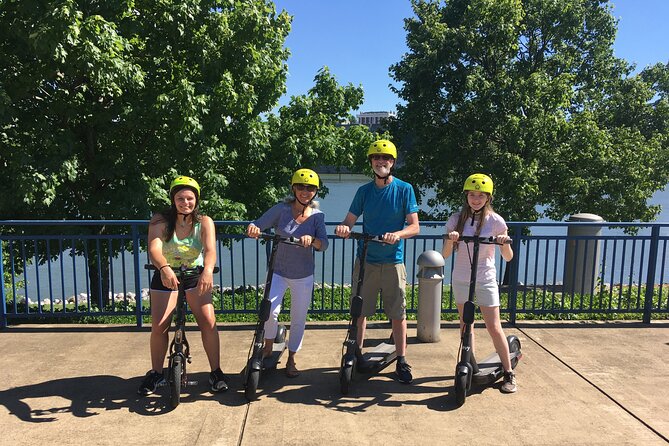 Scooter Tour (A.K.A. Little Vehicle) of Chattanooga in USA (1hr) - Scenic Routes and Photo Opportunities