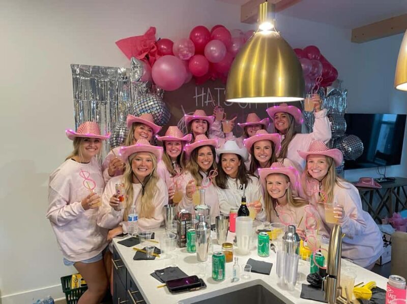 Scottsdale: Cocktail Class with optional Cheese Pairing - Diving Into the Experience