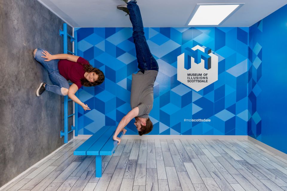 Scottsdale: Museum of Illusions Ticket at Arizona Boardwalk - Perception and Brain Exhibits