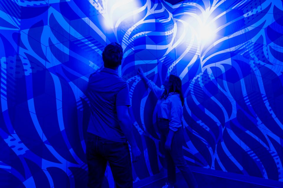Scottsdale: Museum of Illusions Ticket at Arizona Boardwalk - Wheelchair Accessibility Details