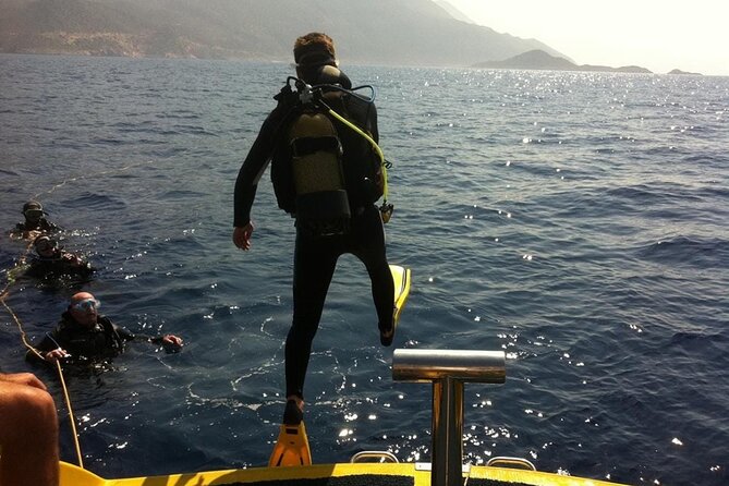 Scuba Diving Tour in Antalya With Lunch and Transfer - Dive Training and Safety