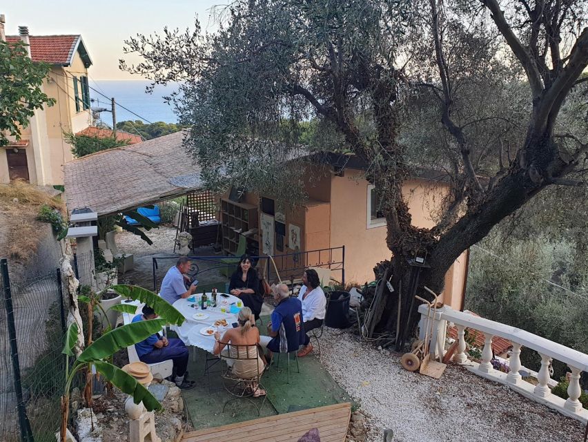 Sculpture in Ventimiglia,Classic Modelling Class in Italy - Relaxed, Bohemian Atmosphere
