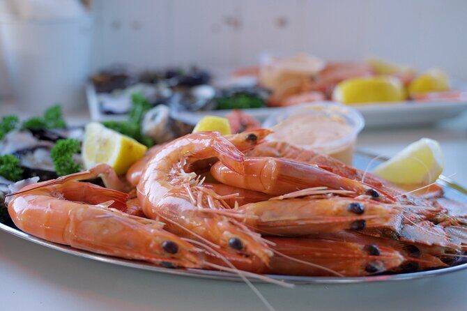 Seafood Lunch Cruise - Who Should Consider This Cruise?