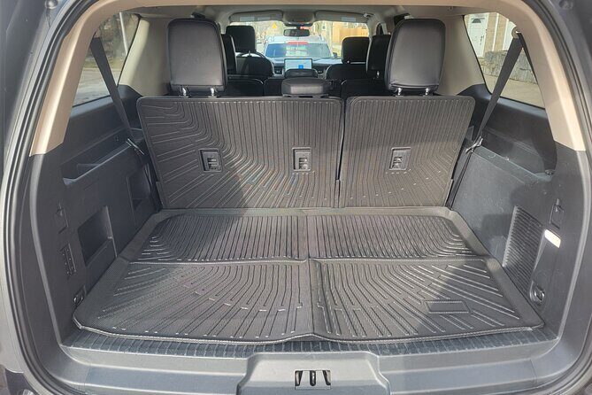 Seamless Chicago Airport Transfers with Deenil Experiences - FAQs