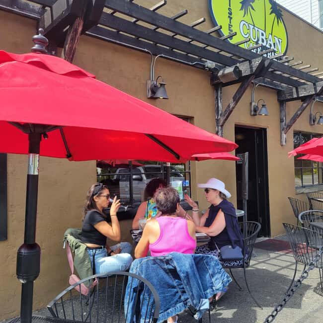 Seattle: All-inclusive Private Wine Tour for Up to 10 Guests - Transportation and Group Dynamics