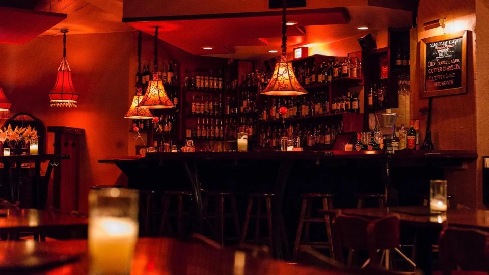 Seattle: Craft Cocktail and Gourmet Food Walking Tour - Frequently Asked Questions
