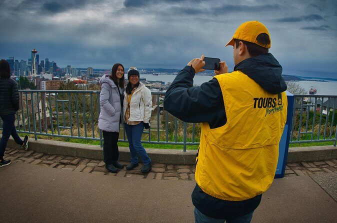 Seattle Land and Sea Tour Experience - FAQ