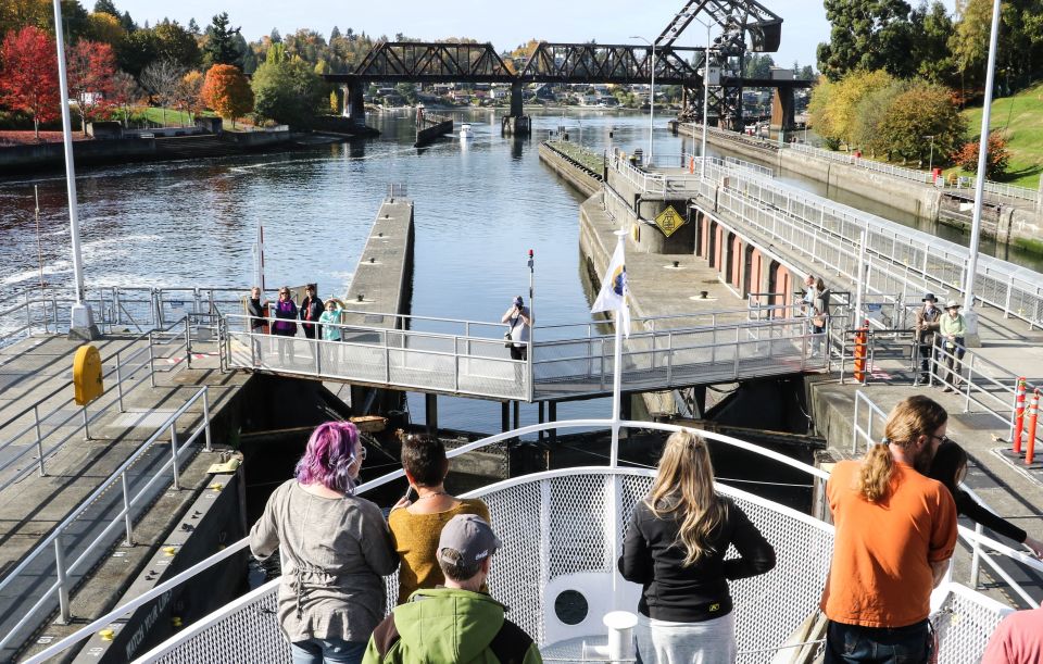 Seattle: Locks Cruise With Live Narration - Cruise Departure and Route Details