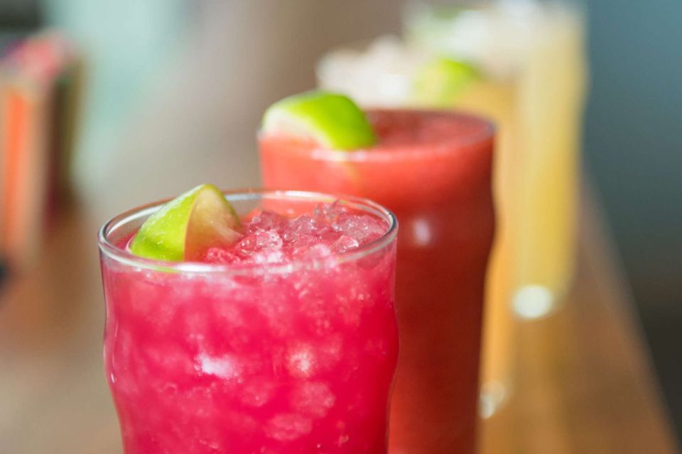 Seattle: Signature Cocktail Tour - Navigating the Walking Food Tour