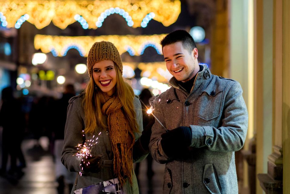Seattle's Yuletide Magic: A Christmas Wonderland Tour - Holiday Experiences in Nitro North