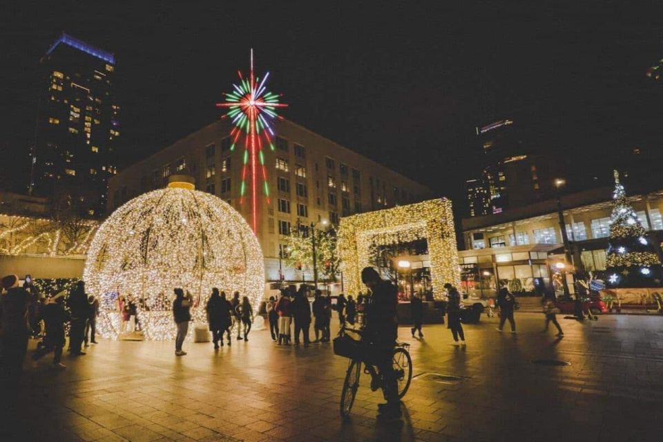 Seattle's Yuletide Magic: A Christmas Wonderland Tour - Joyous Spirit of the Season