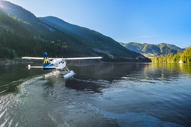 Sechelt Seaplane Tour: Strait of Georgia Experience - Tour Highlights