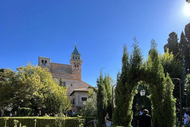 Secret Corners and Tastes of Mallorca by Private SUV Tour - Transportation and Group Size