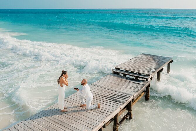 Secret Proposal Photoshoot with Drone in Cancun - Key Points  