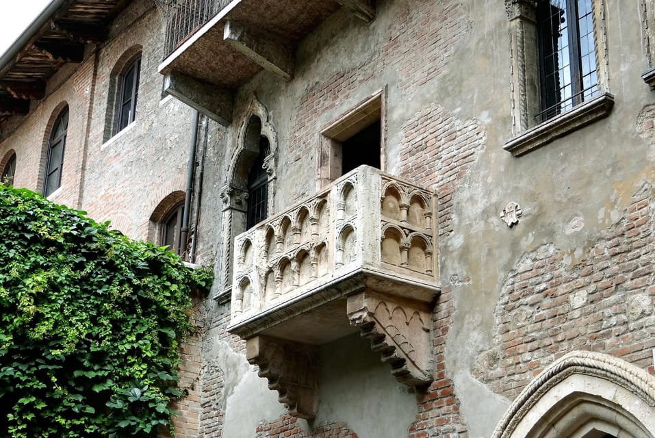 Secret Verona Walking Tour - Uncovering Ancient Tales