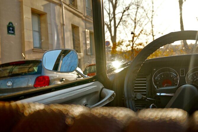 Secrets of Paris Tour in a Vintage Open-Top French Car Citroen DS - FAQs