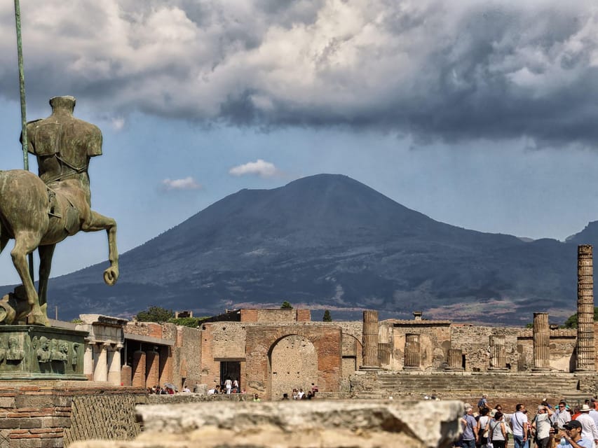 Secrets of Pompeii: Unforgettable Journey! - Key Points