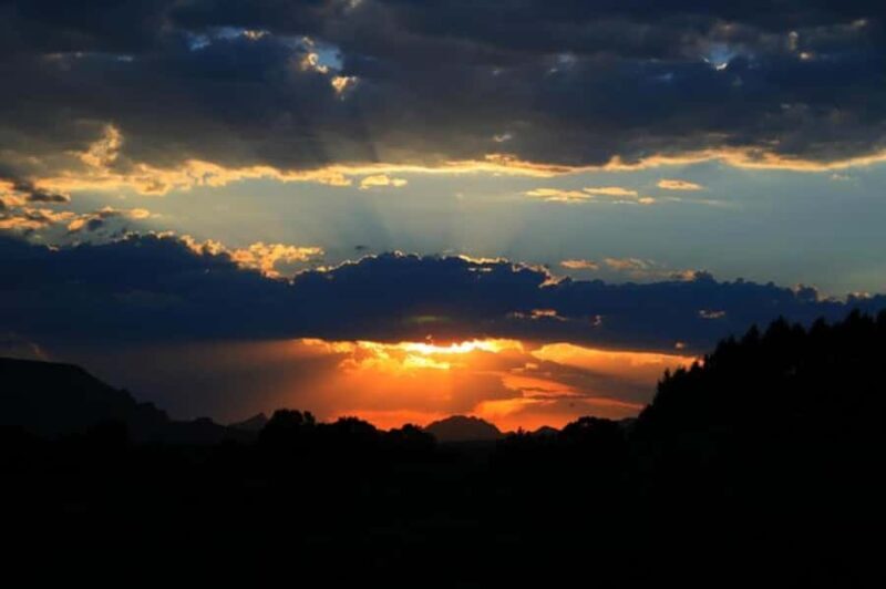 Sedona: PRIVATE 2-Hour Red Rock Panoramic Jeep Tour - Who Will Enjoy This Tour?