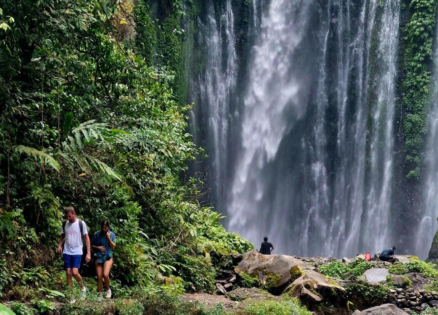 See The Stunning View Of Selong Hill and Tiu Kelep Waterfall - Key Points
