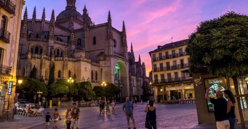 Segovia Cathedral Entrance Ticket - Visit Details