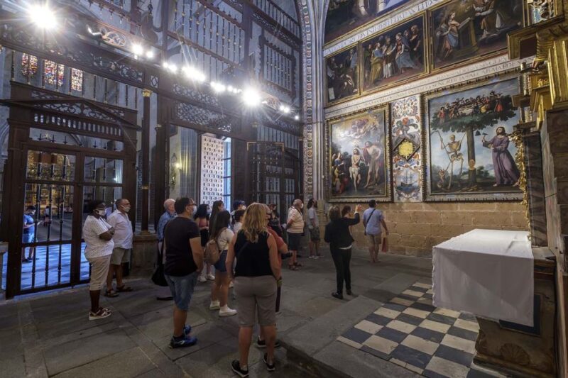 Segovia Cathedral Guided Tour - Good To Know