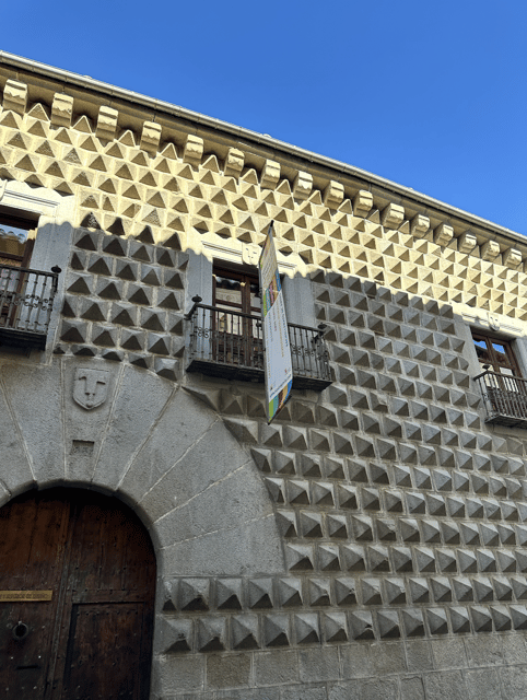 Segovia: Private Tour With Alcazar, Cathedral and Wine Tasting - Key Points