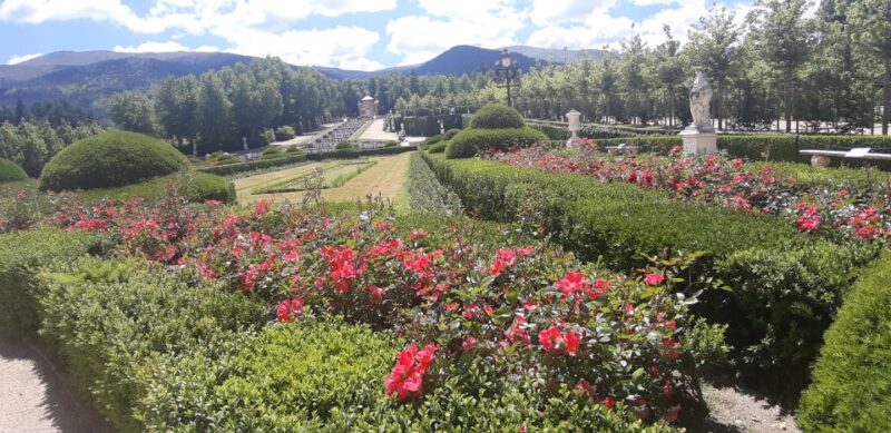 Segovia: Royal Palace of La Granja De San Ildefonso Tour - Customer Reviews and Ratings