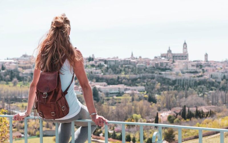 Segovia: Self-Guided Audio Tour on Your Phone - Key Points