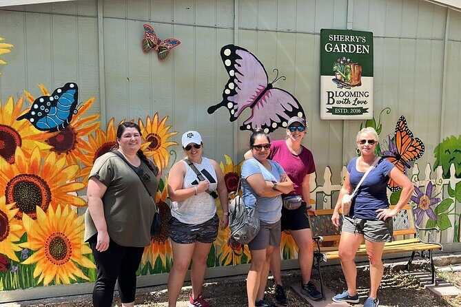 Seguin Showdown Scavenger Hunt - What makes this tour special?