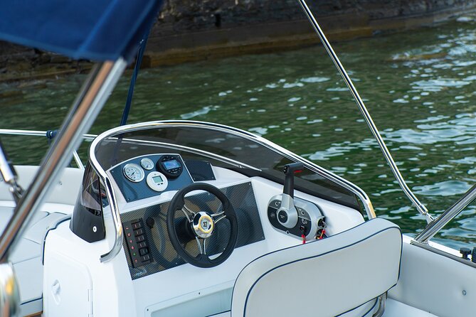 Self Driving Boats on Lake Como - Availability and Scheduling Options