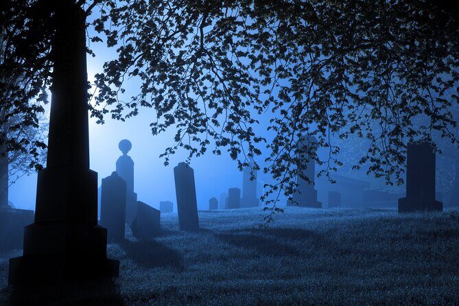 Self-Guided Audio Ghost Tour Through Savannah Shadows - Key Points